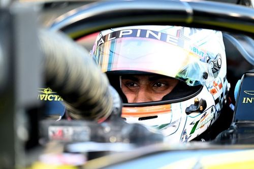 Maini stripped of F2 pole after Bahrain qualifying